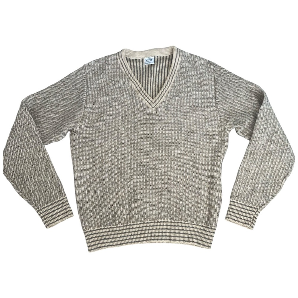 Pierre Cardin Gray Tan V-Neck Sweater with Ribbed Stripe Texture